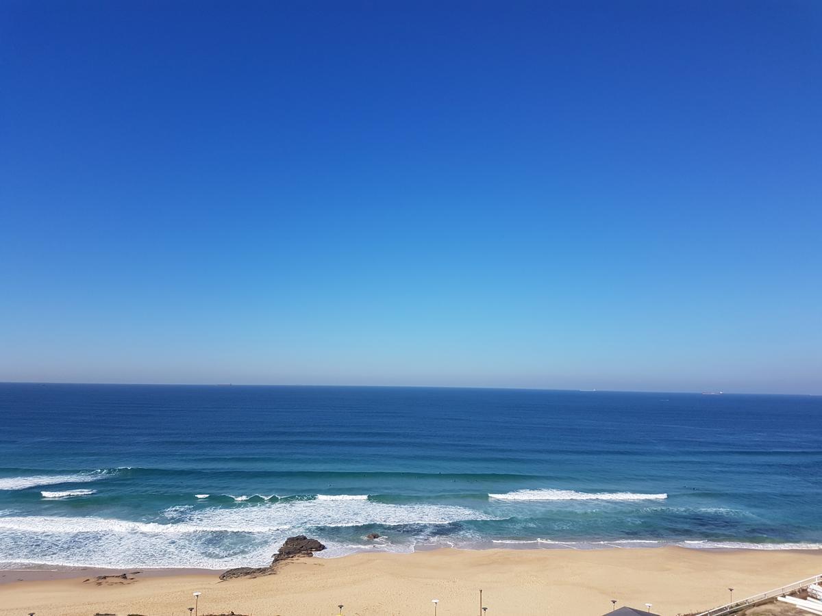 Arena Luxury Beachfront Apartment Newcastle Zewnętrze zdjęcie
